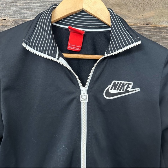 Nike Womens Full Zip Warm Up Track Jacket Pre Game Size S Black White Red Tag - Picture 2 of 12